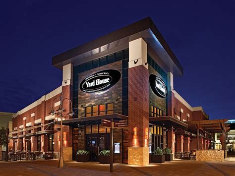 Yard house burlington - Truffle Cheese caramelized onions, swiss & white american cheese, soy truffle sauce. (cal 1280) with house fries (360).